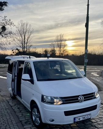 samochody osobowe Volkswagen Multivan cena 119500 przebieg: 266000, rok produkcji 2015 z Wrocław